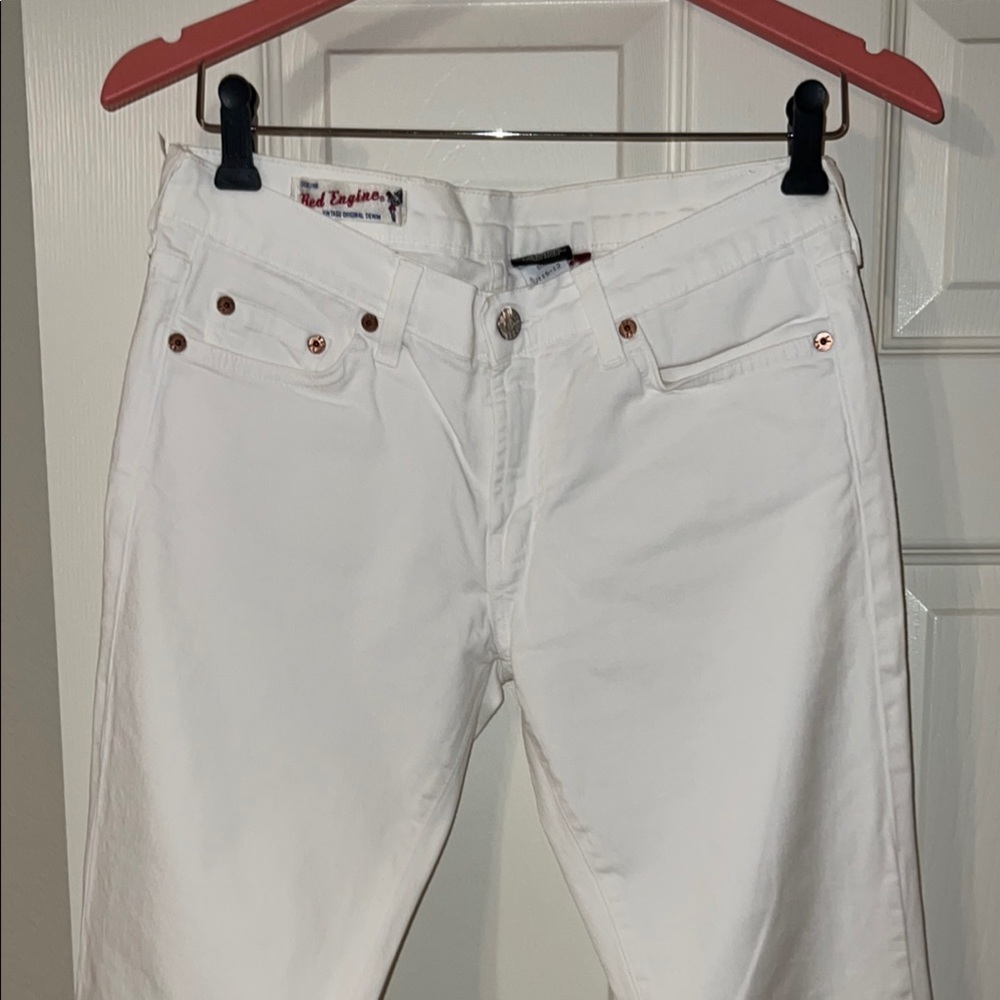 Red Engine Women's White Jeans /size 29